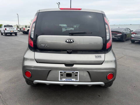 2017 Kia Soul +