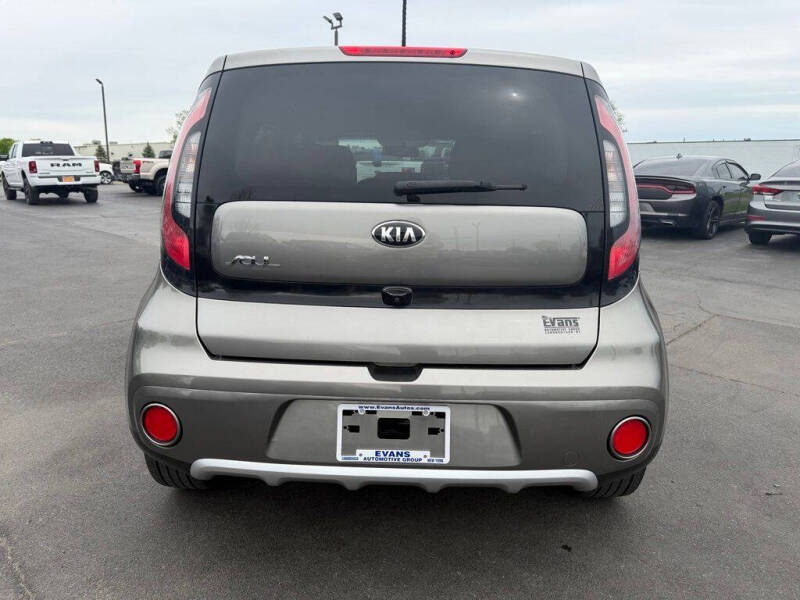 2017 Kia Soul +