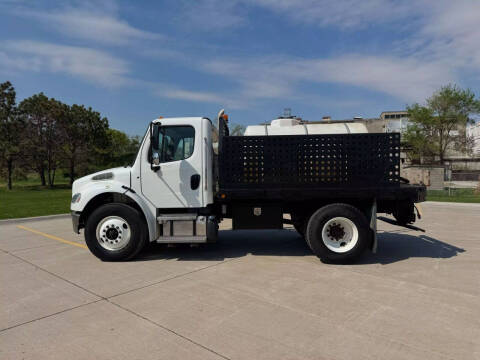 2019 Freightliner M2 106