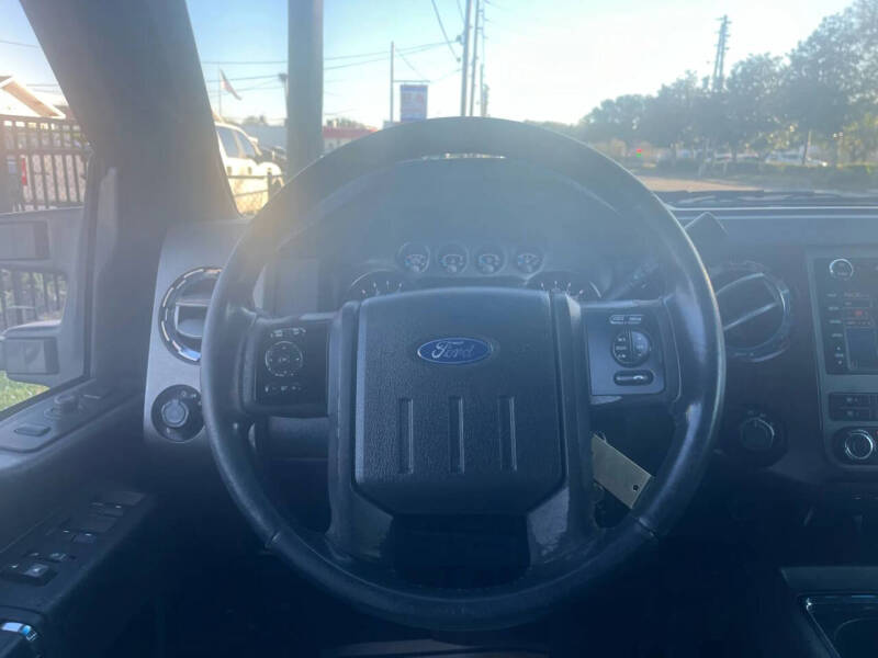 2011 Ford F-350 Super Duty Lariat