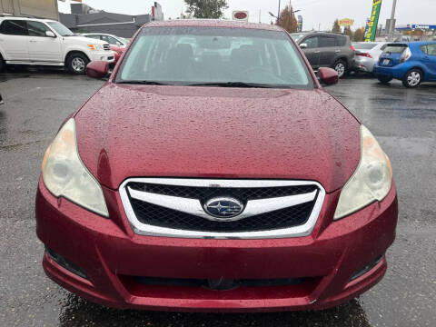 2010 Subaru Legacy 2.5i Premium