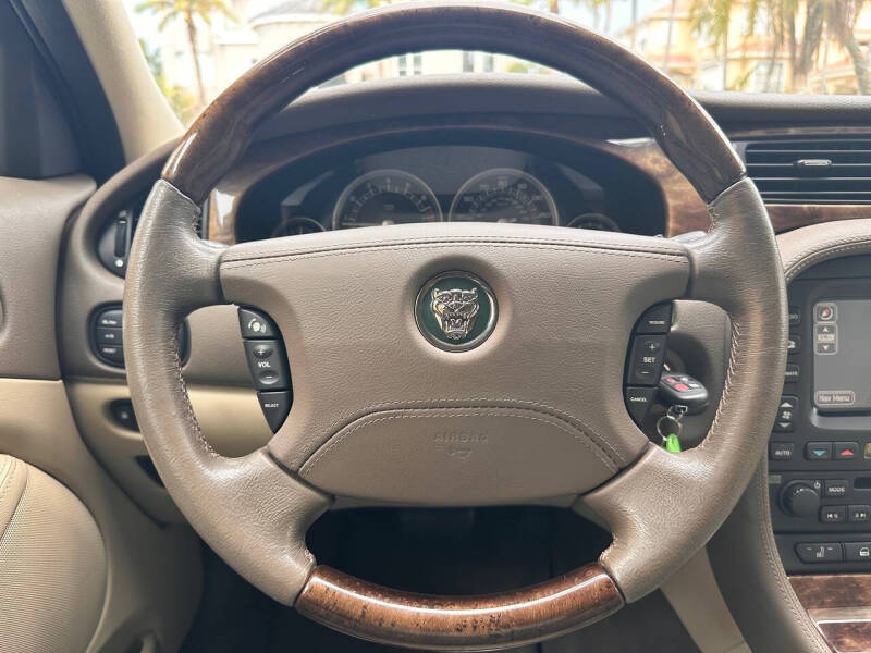 2005 Jaguar S-Type 4.2