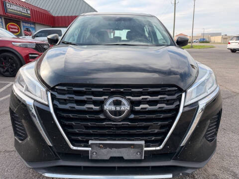 2022 Nissan Kicks S