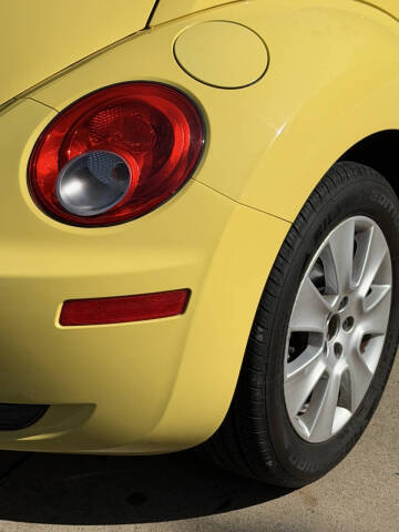 2009 Volkswagen New Beetle