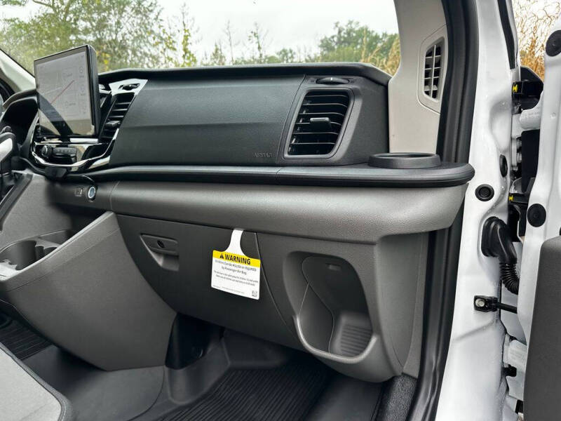 2026 Ford Transit 350 XLT