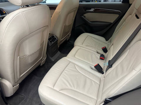 2015 Audi Q5 2.0T quattro Premium Plus