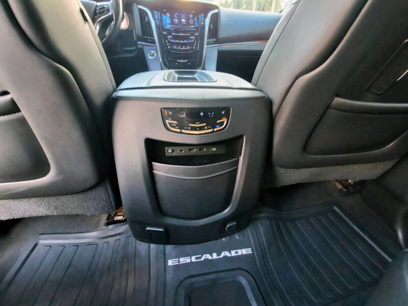 2019 Cadillac Escalade Premium Luxury