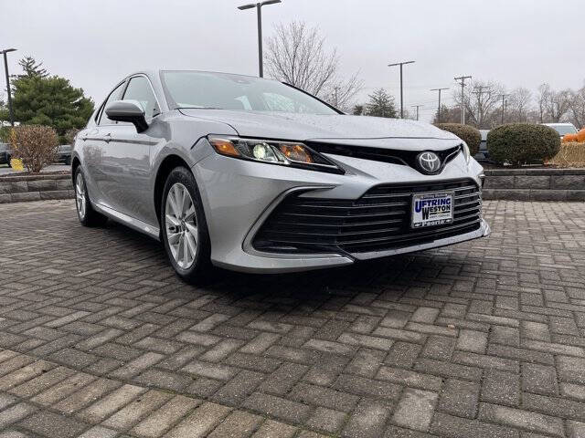 2022 Toyota Camry LE