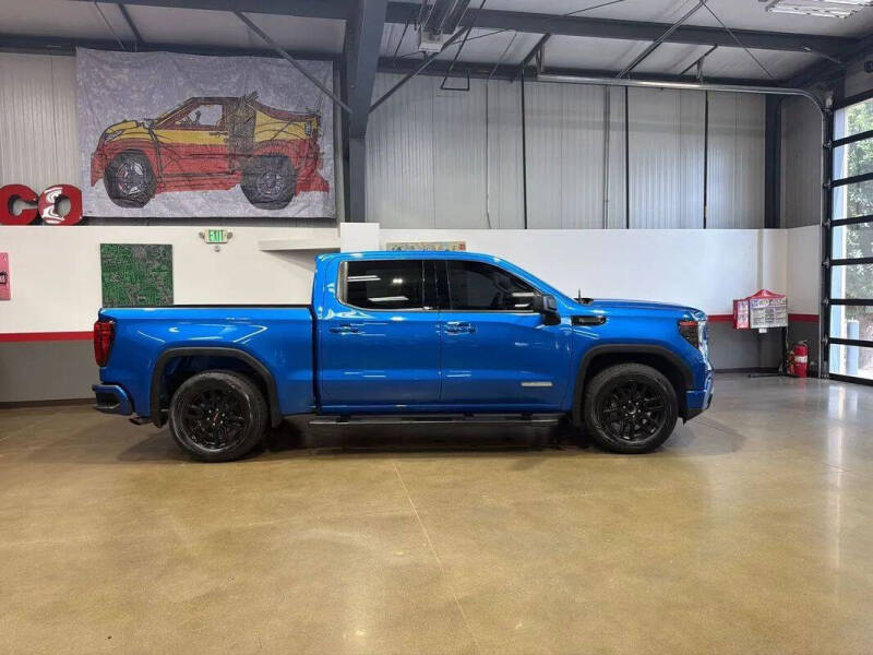 2022 GMC Sierra 1500 Elevation