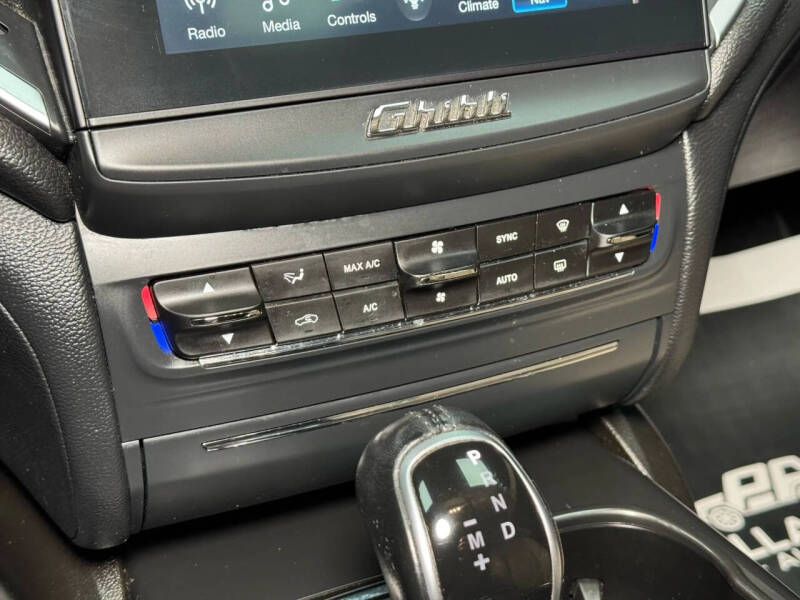 2017 Maserati Ghibli