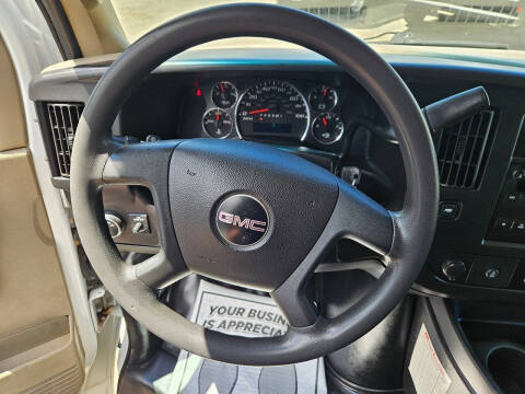 2017 GMC Savana 3500