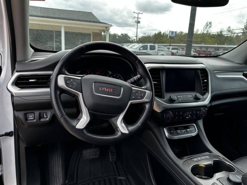 2021 GMC Acadia SLT