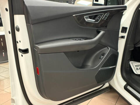 2022 Audi Q7 quattro Premium Plus 55 TFSI