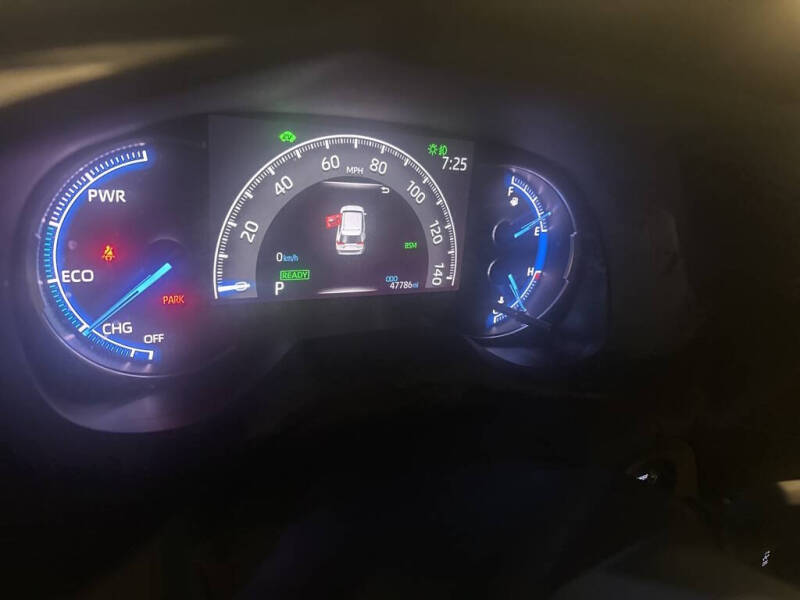 2024 Toyota RAV4 Hybrid XLE Premium