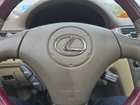 2004 Lexus ES 330