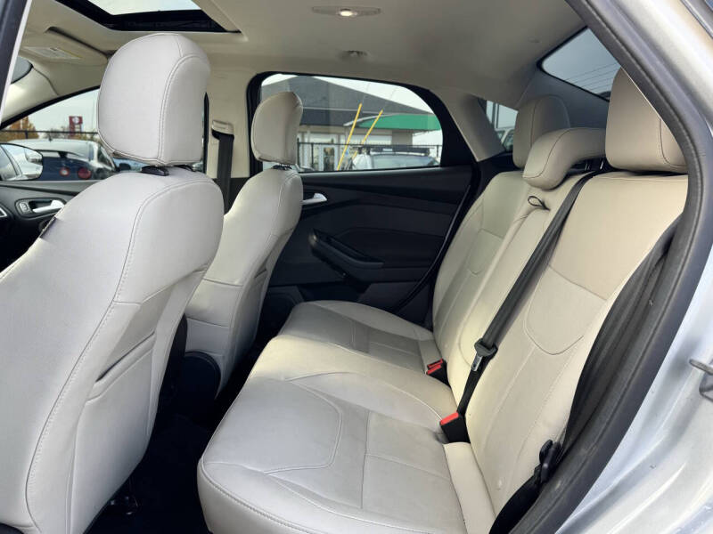 2017 Ford Focus Titanium