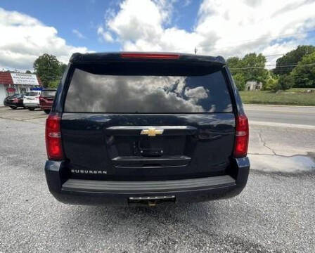 2017 Chevrolet Suburban LT