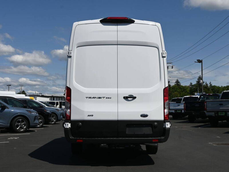 2025 Ford Transit 250