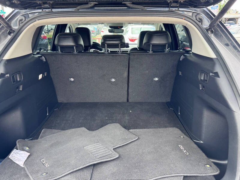2025 Mazda CX-50 2.5 S Preferred