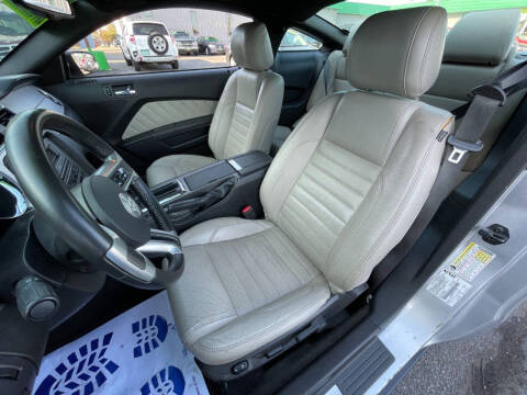 2012 Ford Mustang V6 Premium