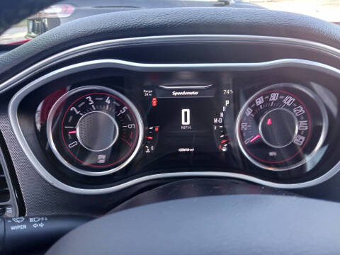 2015 Dodge Challenger SXT Plus