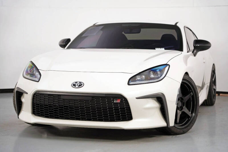 2024 Toyota GR86 Premium