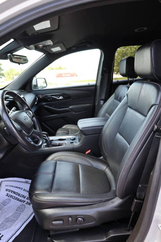 2022 Chevrolet Traverse RS