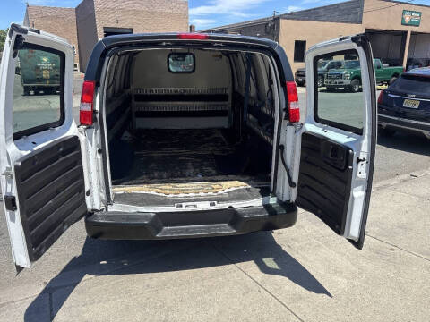 2019 Chevrolet Express 2500