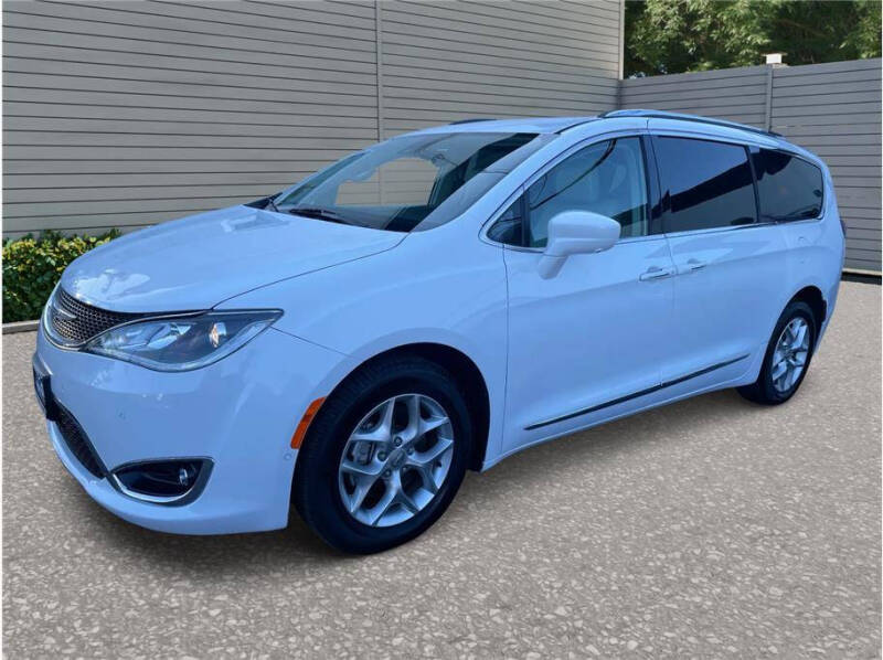 2018 Chrysler Pacifica Touring L
