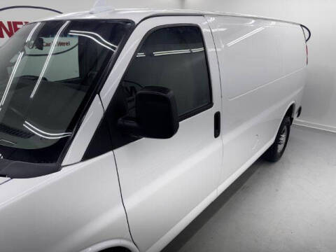 2017 Chevrolet Express 2500