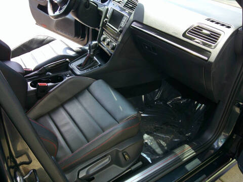 2016 Volkswagen Golf GTI Autobahn