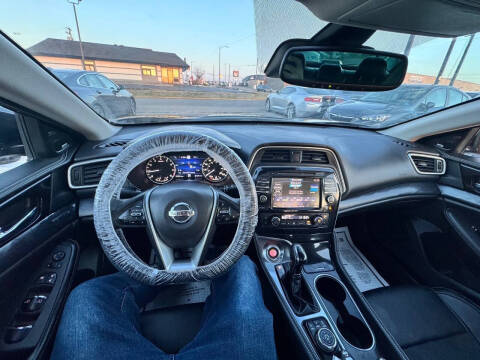 2019 Nissan Maxima Platinum