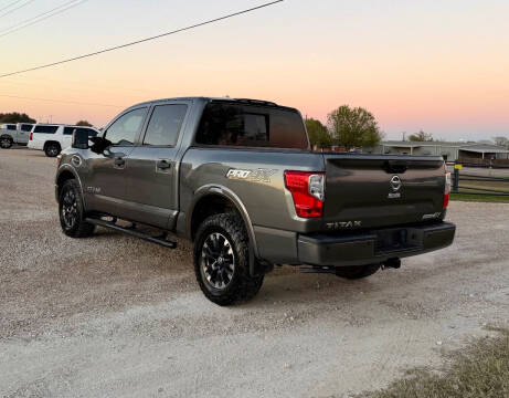 2017 Nissan Titan PRO-4X