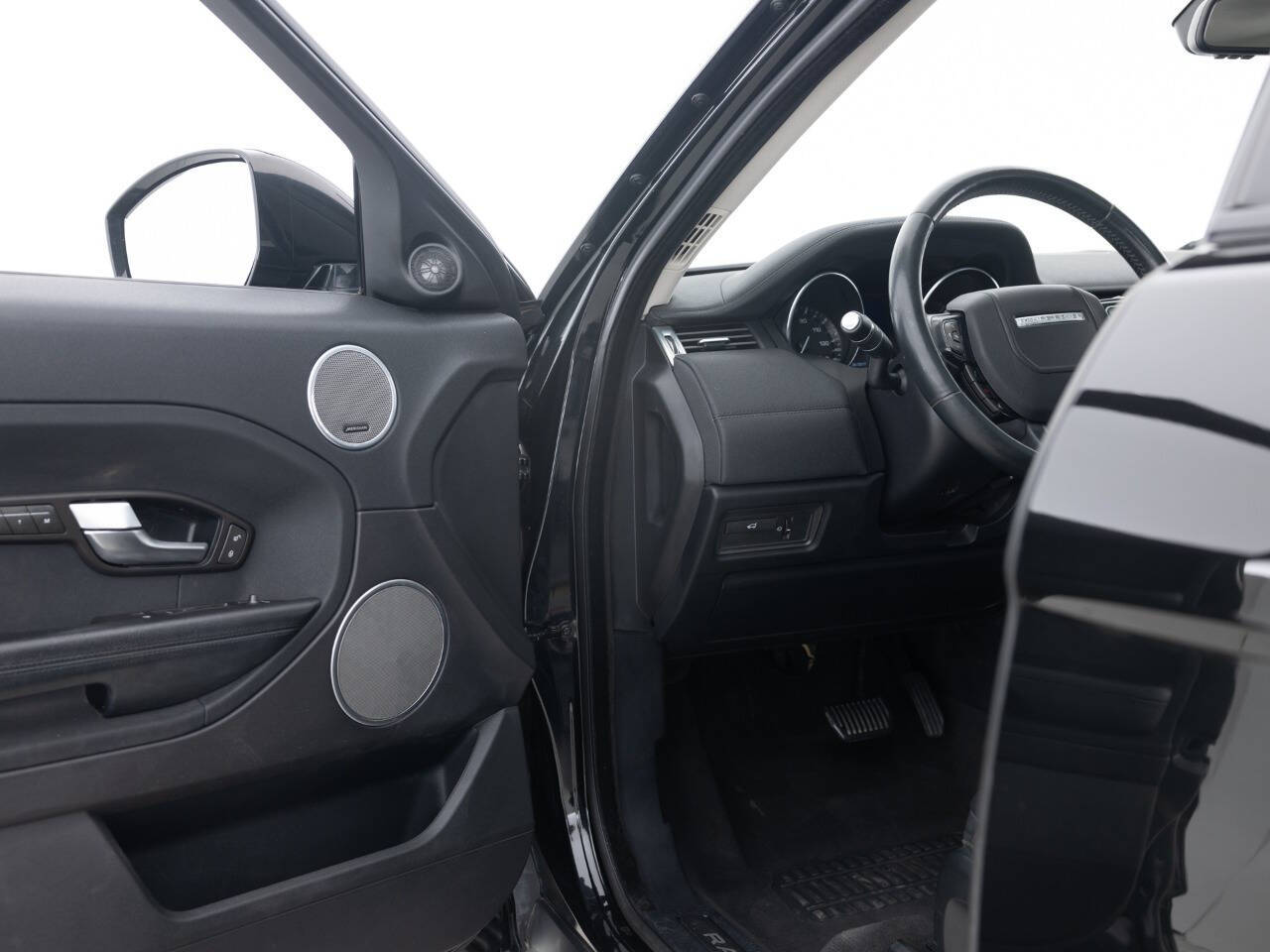 Used Car 2015 Land Rover Range Rover Evoque  Pure Plus Awd 4dr Suv For Sale Under $12,000 In Coal City, Illinois