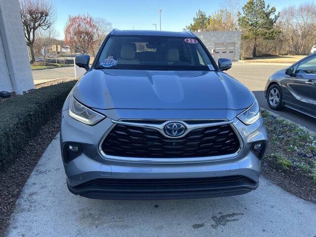 2023 Toyota Highlander Hybrid Limited