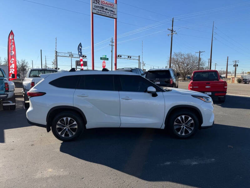 2020 Toyota Highlander XLE