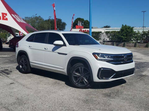 2021 Volkswagen Atlas Cross Sport for sale at GATOR'S IMPORT SUPERSTORE in Melbourne FL