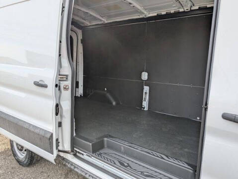 2025 Ford Transit 250