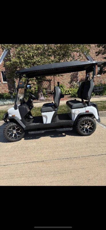 2026 Denago EV Rover XL