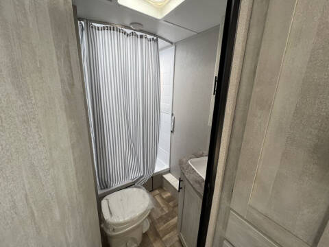 2022 Forest River SHASTA 25RS