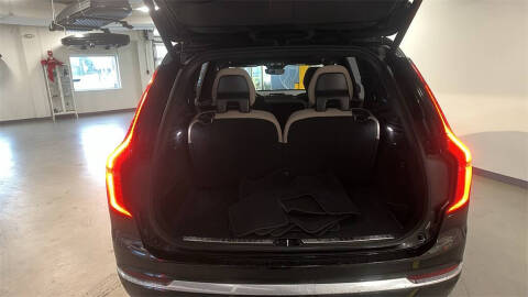 2025 Volvo XC90 B6 Plus Bright Theme 7P