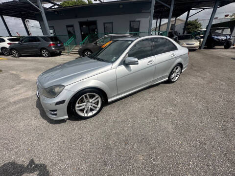 2013 Mercedes-Benz C-Class C 300 Luxury 4MATIC