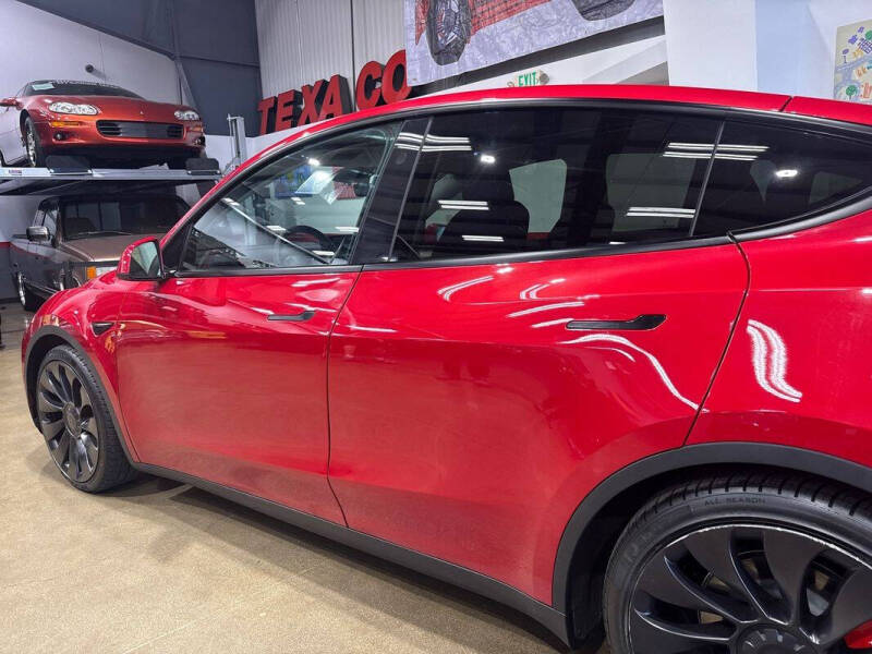 2023 Tesla Model Y Performance