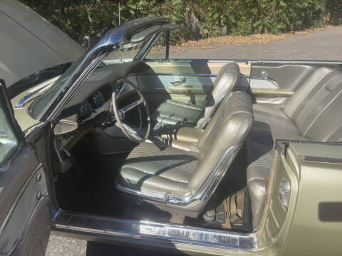 1963 Ford Thunderbird