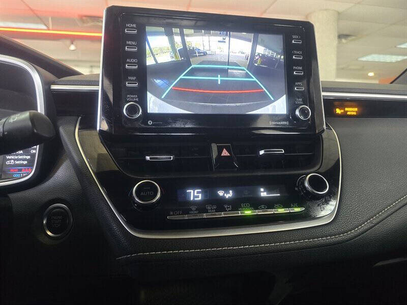 2020 Toyota Corolla Hatchback SE