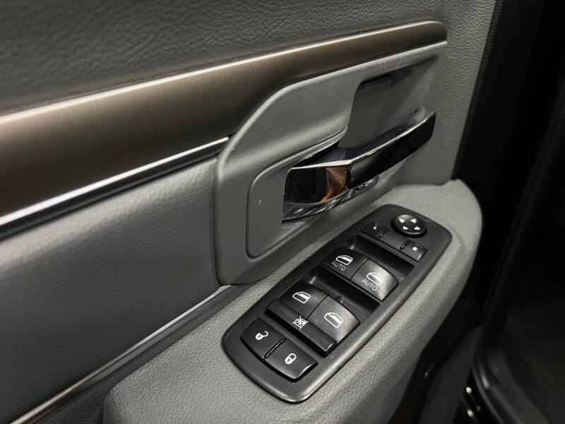 2020 RAM 1500 Classic SLT