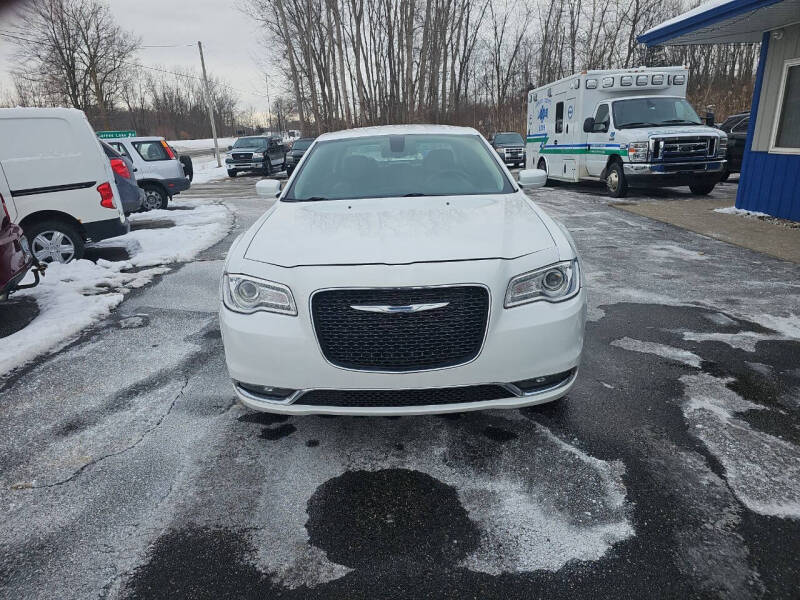 2016 Chrysler 300 Limited
