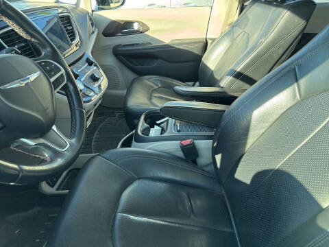 2018 Chrysler Pacifica Touring L Plus