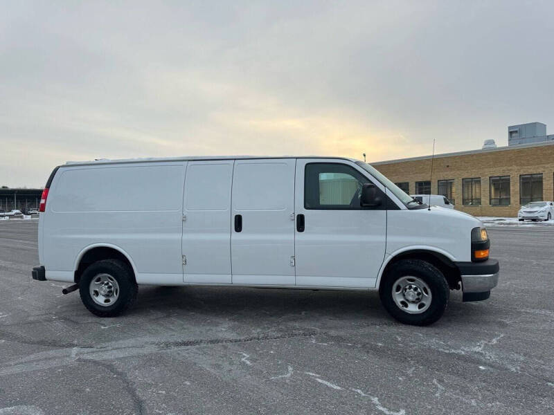 2019 Chevrolet Express 2500