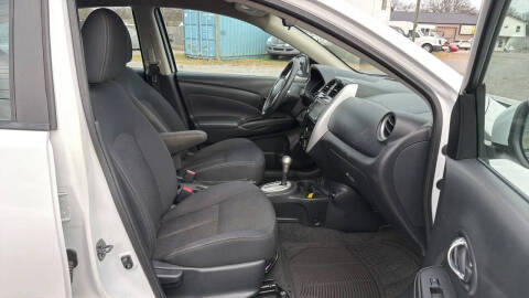 2017 Nissan Versa 1.6 S